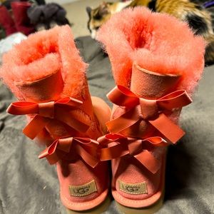 ‼️💝💝 Brand New Coral Pink Ribbon Tie Up (Ugg Boots) Women’s Size 11 💝💝‼️
